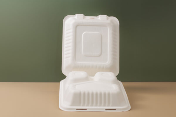 8''X8''X3'' Sugarcane Bagasse Clamshell 3 Compartments Container - Image 4